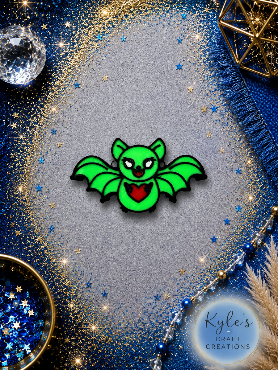 Green Bat Straw Topper