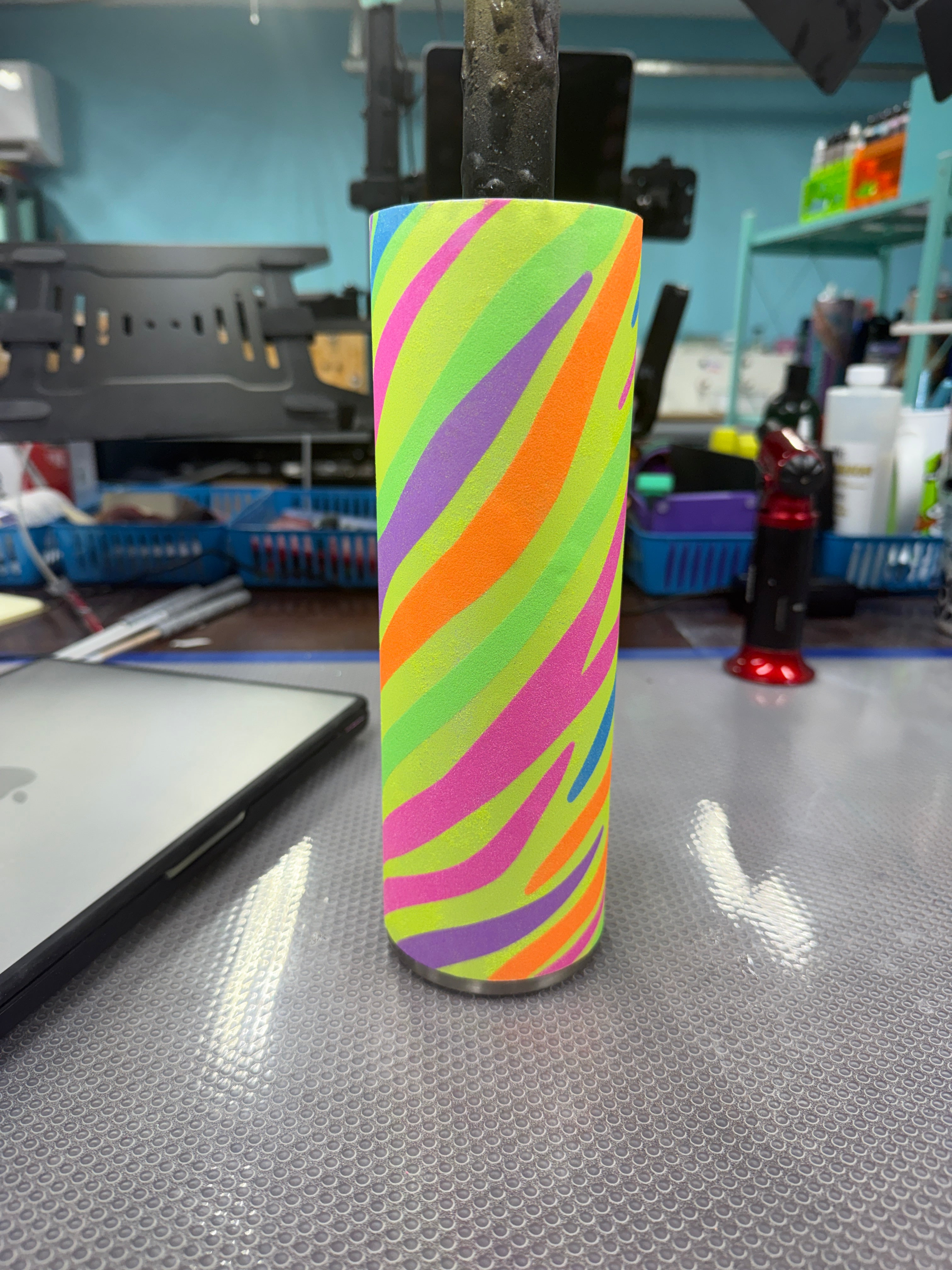 Rainbow Zebra 30oz