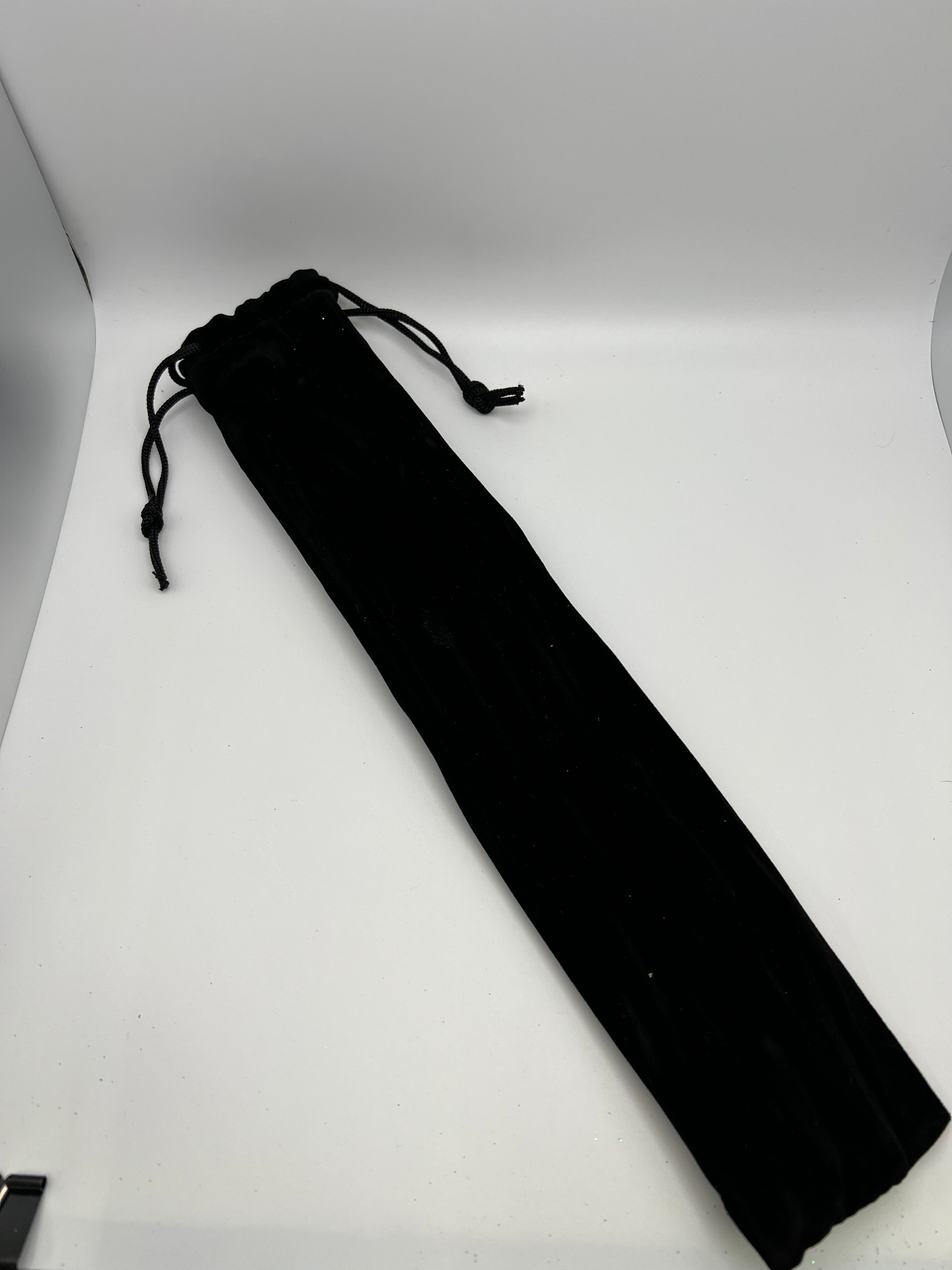 Black Felt Straw Carrying Bag